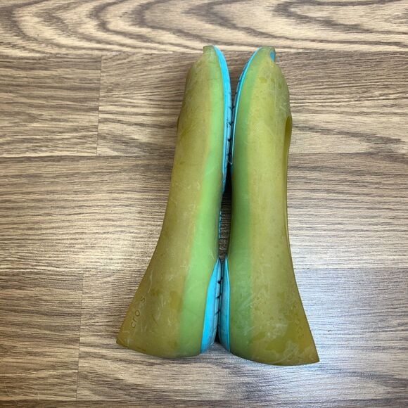 Womens Sz 7 Crocs Carlie Peep Toe Slip On Ballet Flats Sandals Green Jelly Shoes - Picture 2 of 9